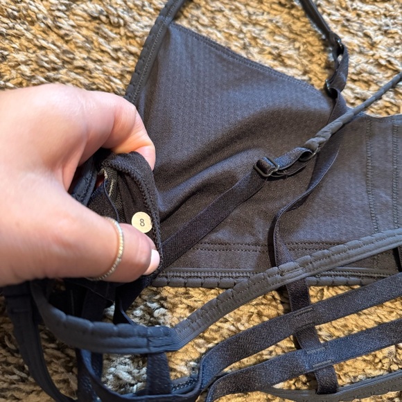 Lululemon size 8 Hot Spell Lattice Bra Grey and Black - Picture 8 of 9